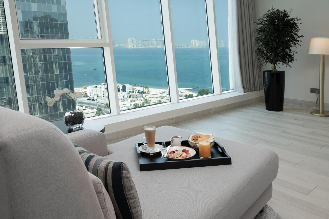 Centara West Bay Hotel & Residences Doha Exteriör bild A view from a suite at the Ritz-Carlton, DIFC
