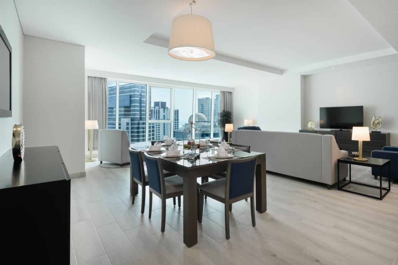 Centara West Bay Hotel & Residences Doha Exteriör bild